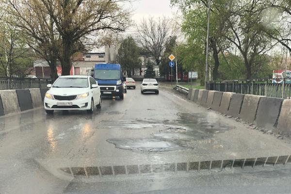 Ростовчане пожаловались на мост на Зоологической